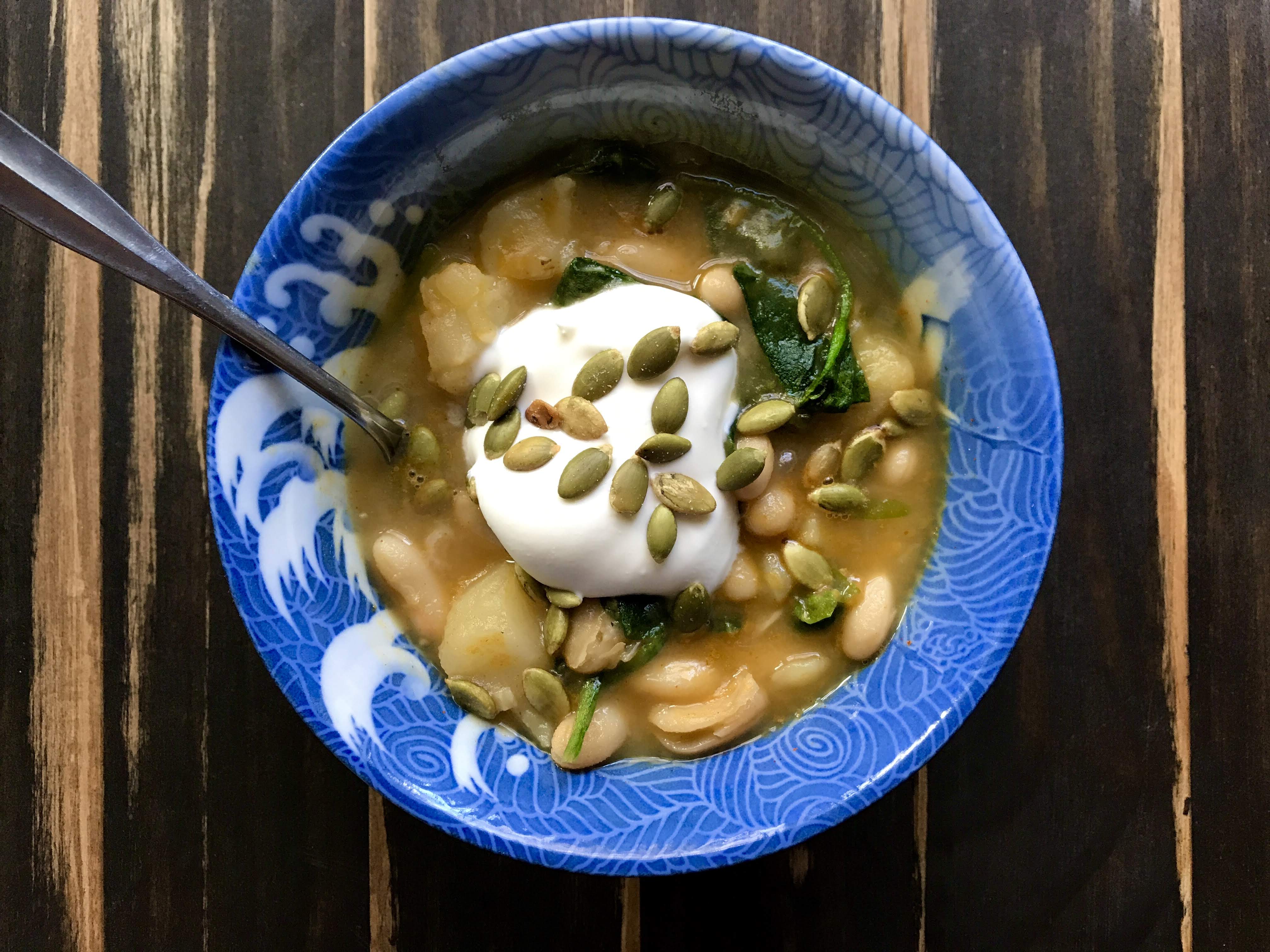 Weeknight Potato White Bean Soup | lawandlentils