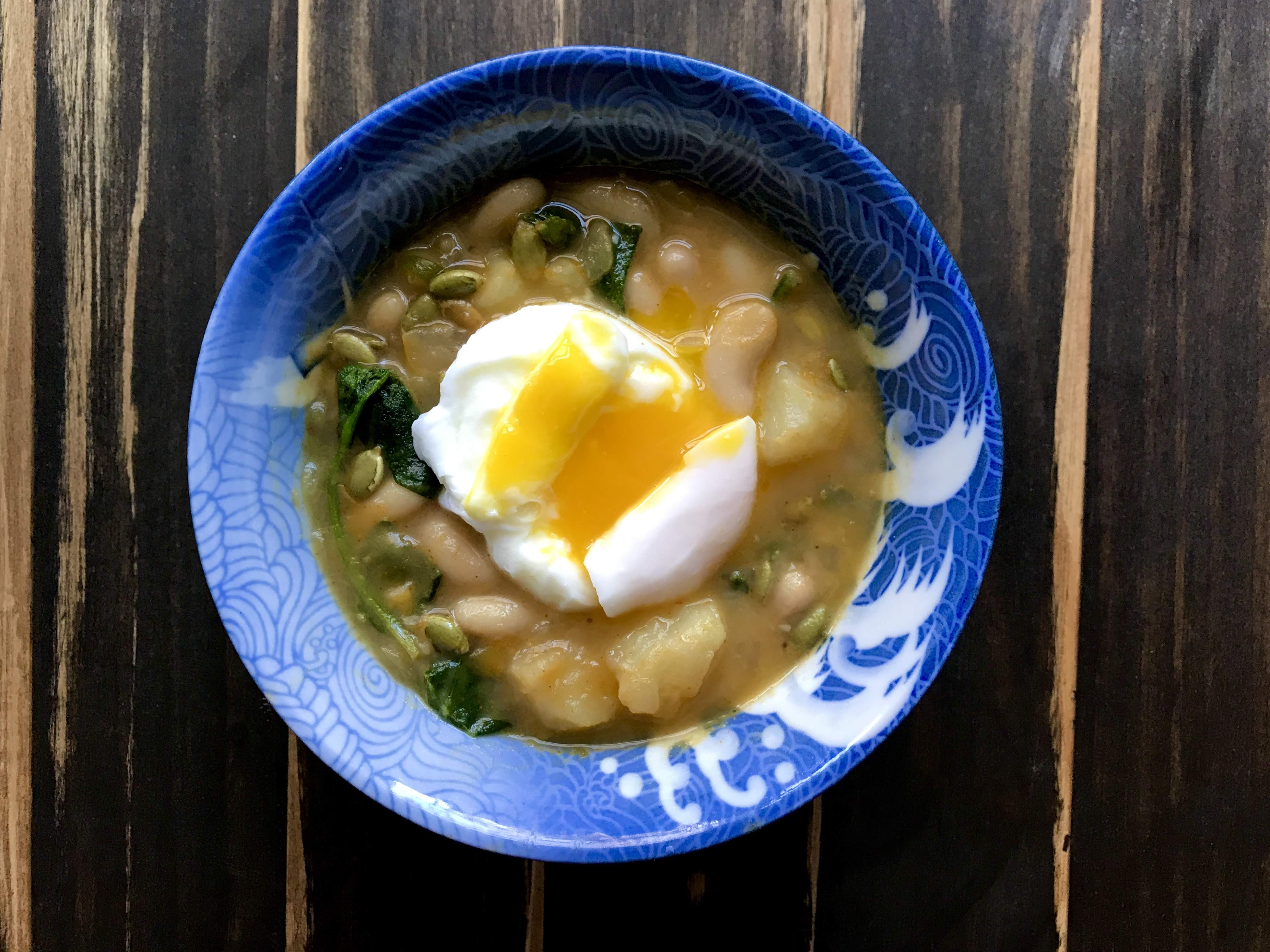 Weeknight Potato White Bean Soup | lawandlentils